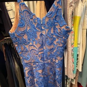 Dress the Population great condition lace dress